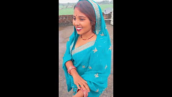 पड़ोसन भाभी की गर्म चूत पर पड़ोसी का लंबा लंड