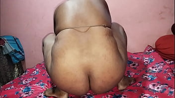 गर्मागर्म देसी स्कूली लड़की के चुदाई के मजेदार वीडियो