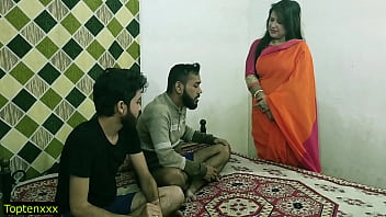 भारतीय गर्म थ्रीसम सेक्स! मल्किन आंटी और दो जवान लड़कों का जोशीला संभोग! साफ हिंदी ऑडियो