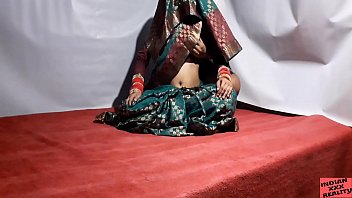 दक्षिण भारतीय सौतेली माँ और बेटा उसकी शादी की सालगिरह पर जंगली चुदाई करते हैं भाग 1 एक्सएक्सएक्स